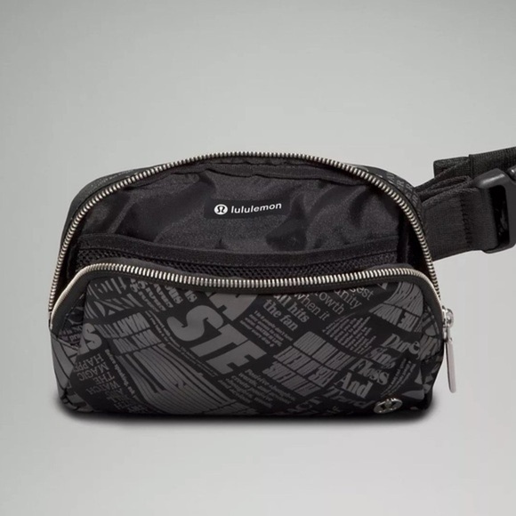 NEW Lululemon Unisex 1L Manifesto Everywhere Belt Bag Sling Bag Grey Fanny Pack - Picture 1 of 9